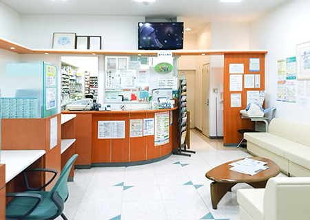 スズキ調剤薬局 （大宝店）